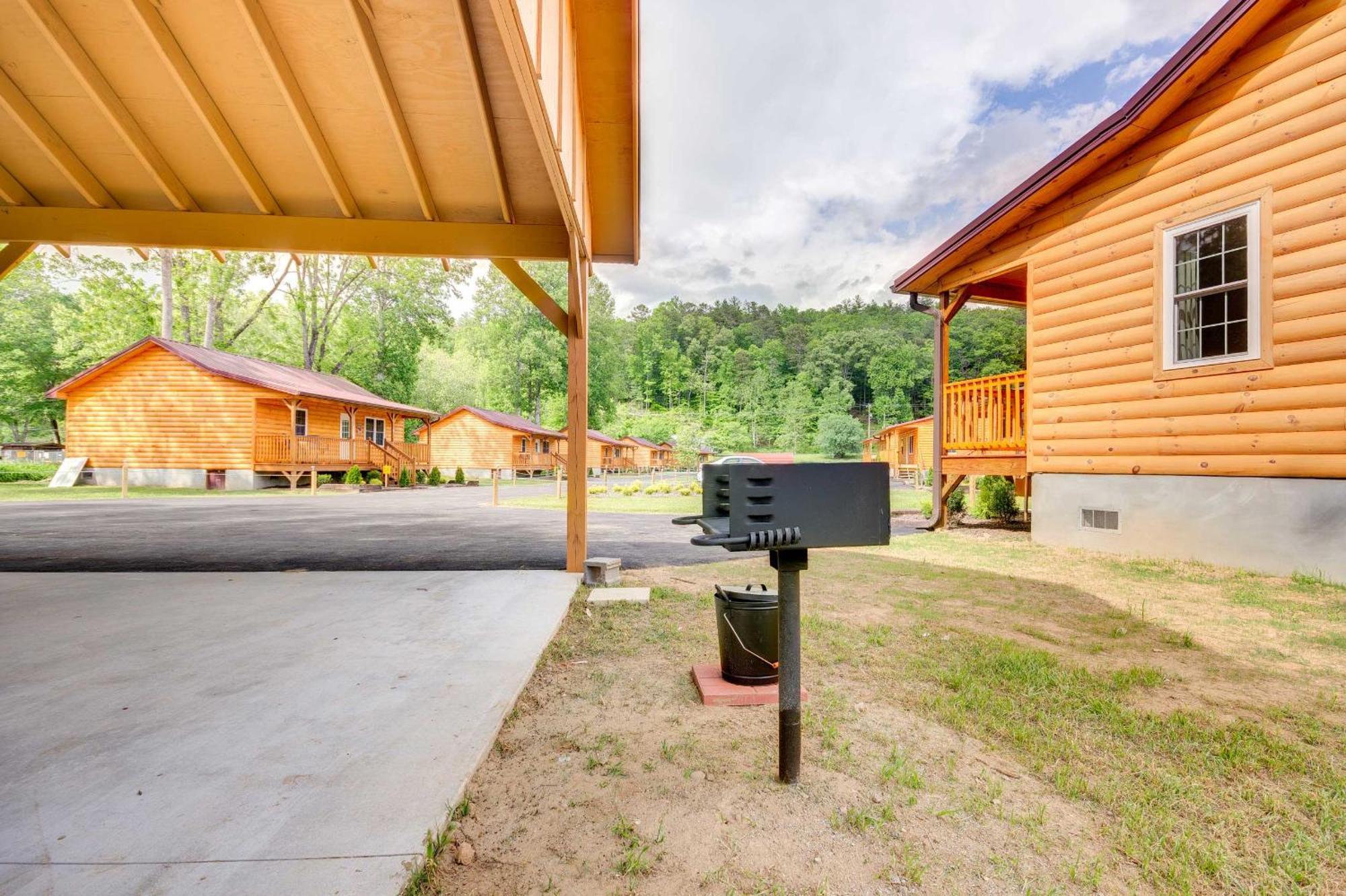 Cozy Smoky Mountain Cabin By Tuckasegee River! Bryson City Eksteriør billede
