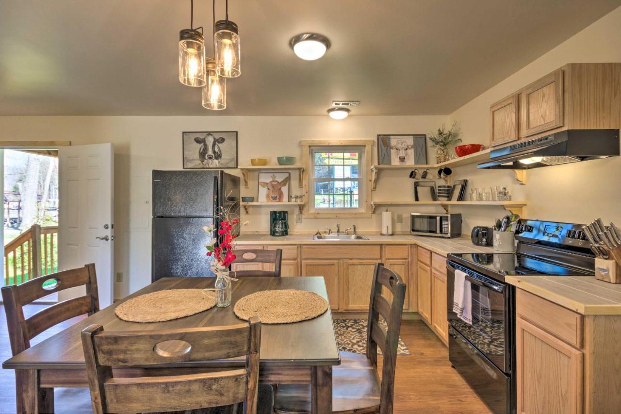 Cozy Smoky Mountain Cabin By Tuckasegee River! Bryson City Eksteriør billede