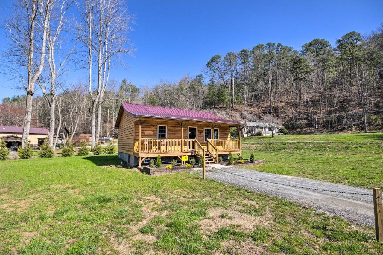 Cozy Smoky Mountain Cabin By Tuckasegee River! Bryson City Eksteriør billede