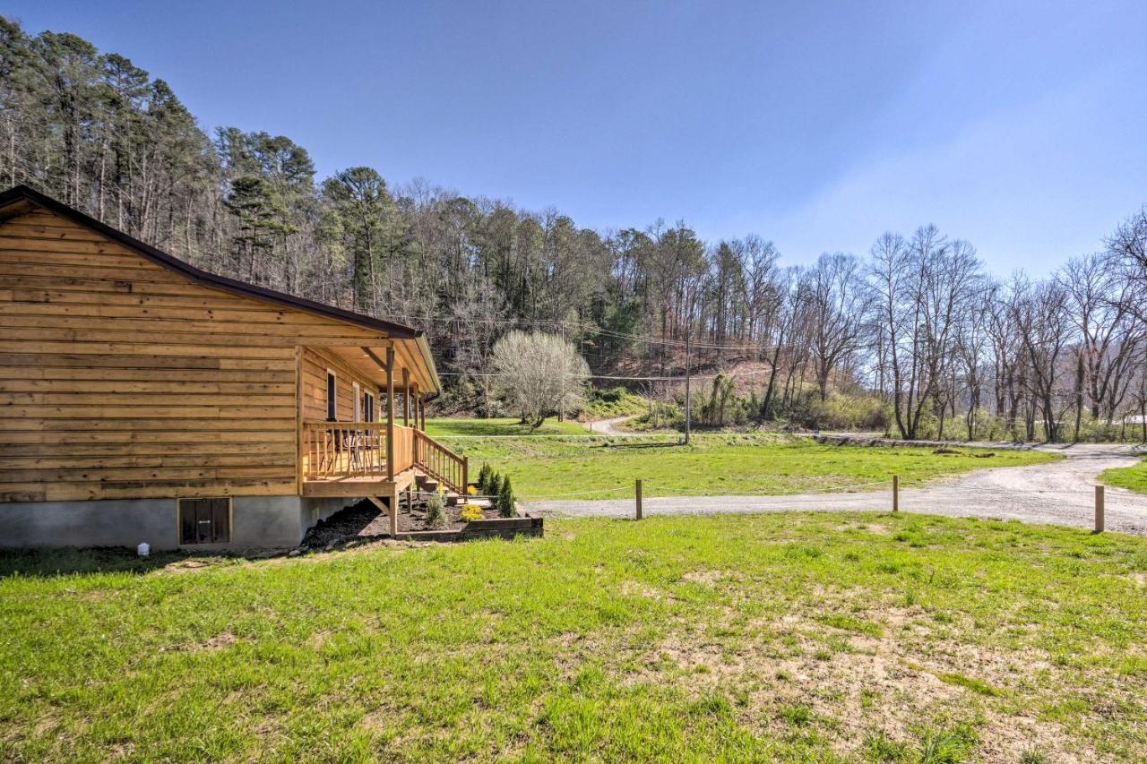 Cozy Smoky Mountain Cabin By Tuckasegee River! Bryson City Eksteriør billede